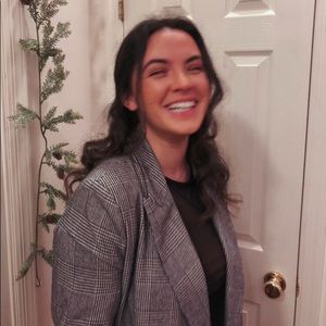 Meet your Posher, Caleigh